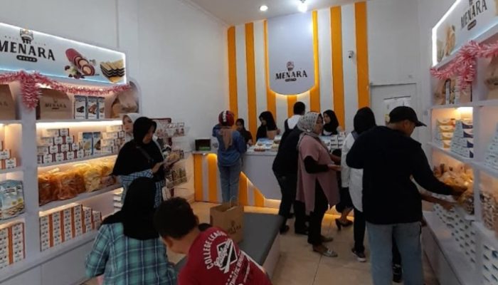 Bolu Menara Jl. Sutomo Pematangsiantar Buka Lowongan Kerja untuk Posisi Kasir