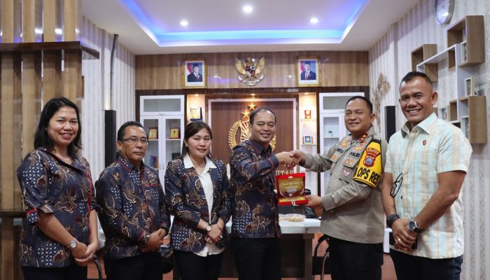 Kapolres Humbahas Sambut Hangat Silaturahmi Ketua dan Anggota Bawaslu