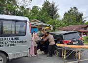 Kecelakaan Tunggal di Jalinsum Toba, Mobil Toyota Innova Tabrak Parit Akibat Pecah Ban
