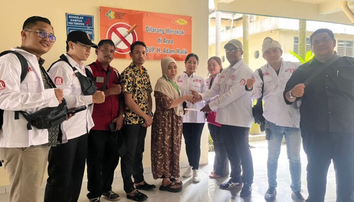 DPW APPI Sumut dan LSM Gempur Deli Serdang Bantu Anak Penderita Hicprung di RSHAM Medan