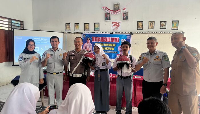 Sat Lantas Polres Pelabuhan Belawan Gelar Edukasi Keselamatan Lalu Lintas di SMA Negeri 20 Medan