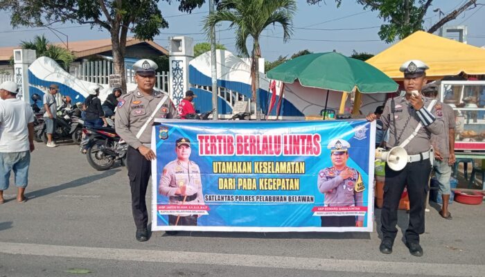 Sat Lantas Polres Pelabuhan Belawan Edukasi Keselamatan Lalu Lintas di Dermaga Bandar Deli