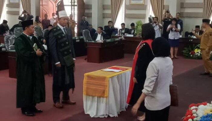 Resmi Dilantik! Sugiarto SE Jabat Ketua DPRD Simalungun