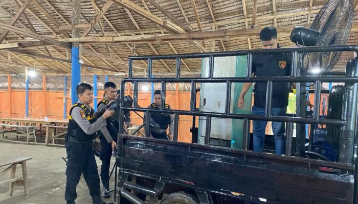 Penggerebekan Judi di Pancur Batu Ricuh, Warga Blokade Jalan dan Bakar Ban