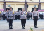 Kapolres Pematangsiantar Berikan Penghargaan kepada Lima Personil Terbaik dalam Pengiriman Laporan SOT