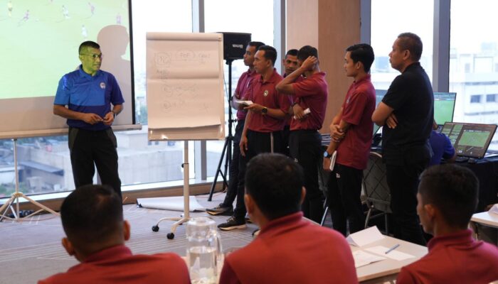 PSSI Bekali Wasit Liga 2 & 3 Pelatihan VAR Sesuai Standar FIFA