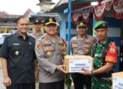 Wakil Bupati, Kapolres Pakpak Bharat, dan Bhayangkari Kunjungi Pos PAM dan Pos Pelayanan, Berikan Bingkisan Lebaran untuk Petugas