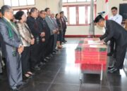 Wabup Toba Kukuhkan Pengurus BKAG untuk Periode 2025–2029