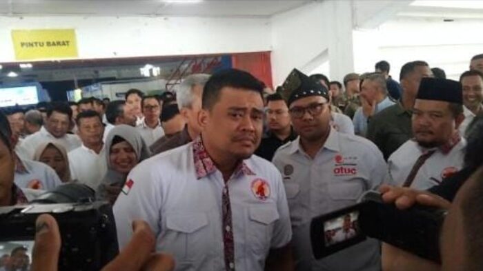 DPD KSPSI AGN TM Yusuf Dampingi Gubsu Bobby Nasution Rayakan Hari Buruh 2025