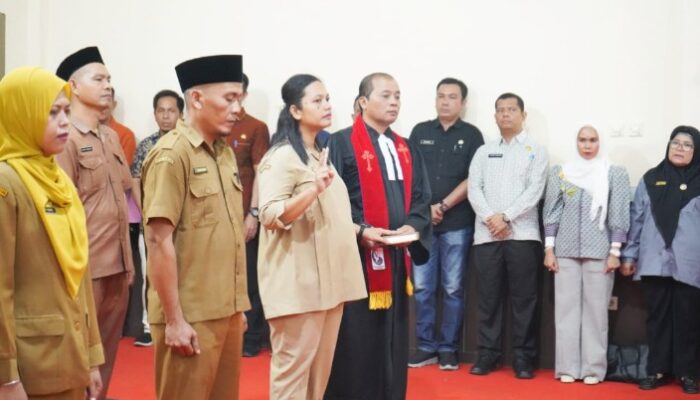 Bupati Padang Lawas Reshuffle dan Lantik 15 Pejabat