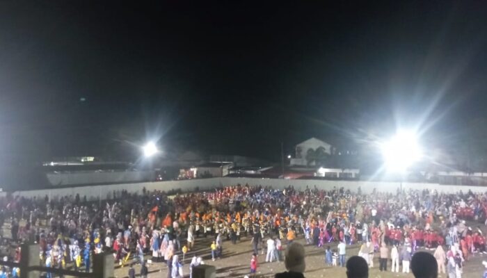 61 Grup Drumband dan Marching Band Pelajar Semarakkan HUT ke-18 Padang Lawas
