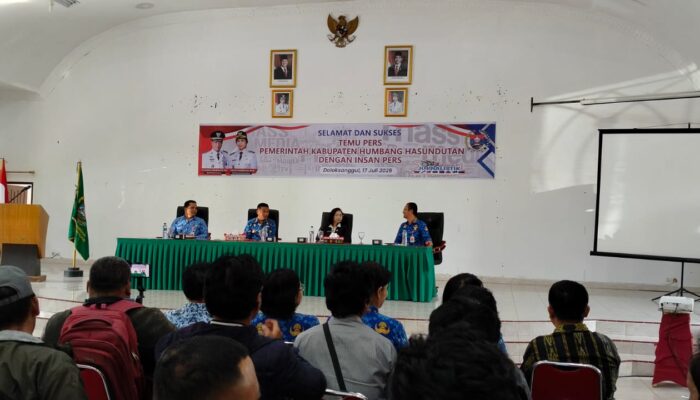 Temu Pers Pemkab Humbahas, Bupati Paparkan Visi Misi dan Ajak Tangkal Hoax
