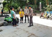 Sat Binmas Polres Pematangsiantar Sambangi Penyewa Sepeda Listrik, Imbau Gunakan Helm