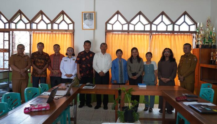 Sebelum Bertugas, Tiga Calon Guru Agama Dibekali di Paroki Santo Yosep Balige
