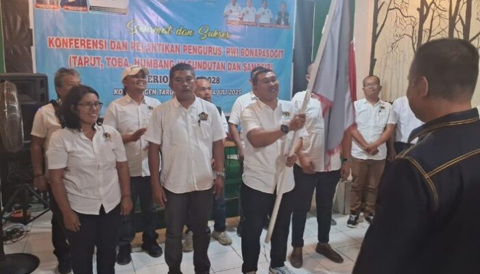 Alfonso Kembali Pimpin PWI Bonapasogit, Siap Jalankan Arahan Pemekaran dan Raih Puji Farianda