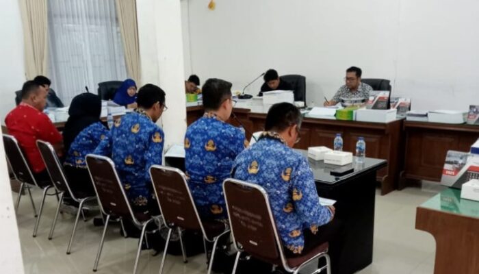 Data Tak Sinkron, Kadisdik Kota Pematangsiantar “Omon-Omon” di Hadapan Komisi II DPRD