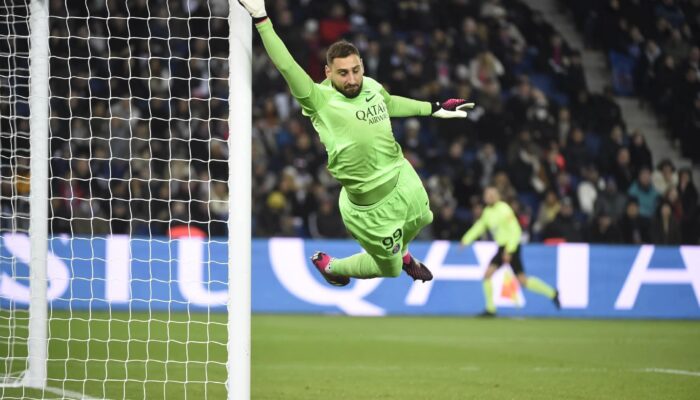 PSG Rekrut Kiper Muda Lille, Donnarumma Diusir Secara Halus
