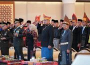 Bobby Nasution Kenakan Baju Adat Pakpak, Ikuti Upacara Proklamasi RI ke-80 dari Medan