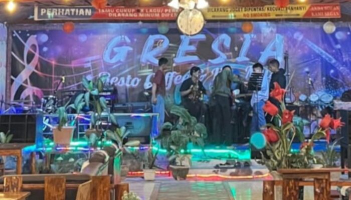GRESIA Resto Coffee, Live Musik & Kolam Renang: Surga Santai Baru di Humbahas