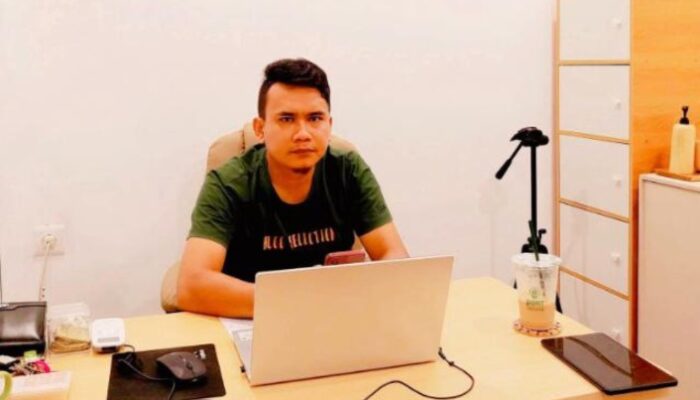 Pimpinan Umum LIVESUMUT.com Ucapkan Selamat Ulang Tahun ke-1 untuk Bossmuda News