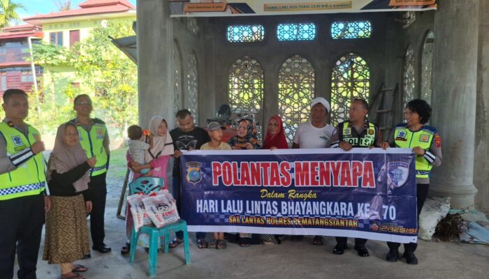 Sat Lantas Polres Pematangsiantar Sambangi Ponpes Modern Darul Ihsan, Sampaikan Pesan Keselamatan