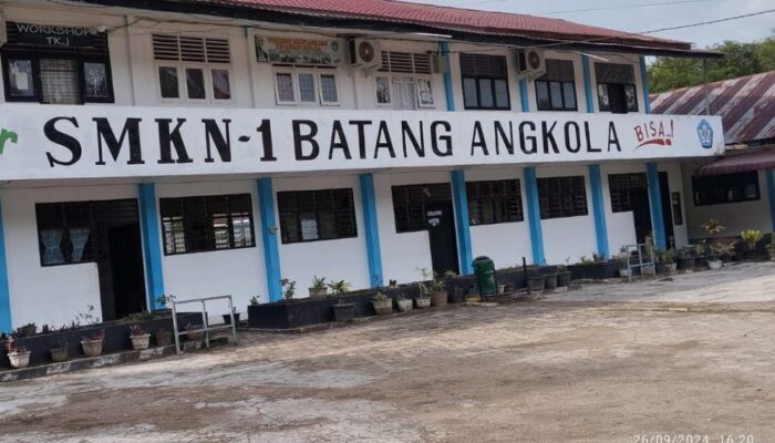 Dana Program SMK Pusat Keunggulan di SMKN 1 Batang Angkola Diduga Diselewengkan