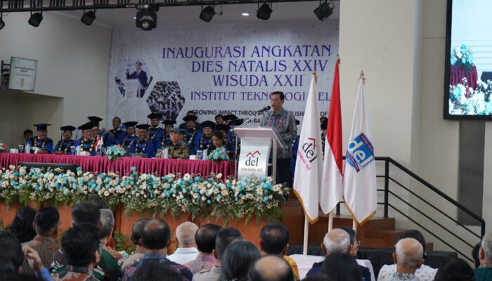Wabup Toba Hadiri Pengukuhan Mahasiswa Baru IT Del, Luhut Pandjaitan Beri Pesan Inspiratif