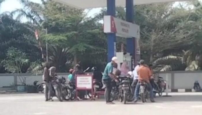 SPBU 14.205.177 Pantai Cermin Diduga Layani Langsir Pertalite Subsidi, Ditimbun di Belakang Lokasi