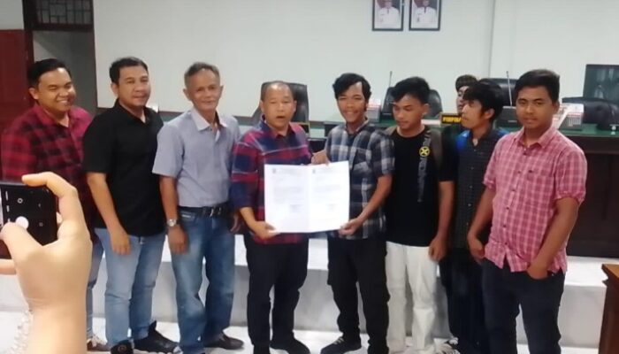 Teken Rekomendasi, Ketua DPRD Timbul Lingga: “Tuntutan Rakyat Pematangsiantar Akan Diteruskan ke Senayan!”