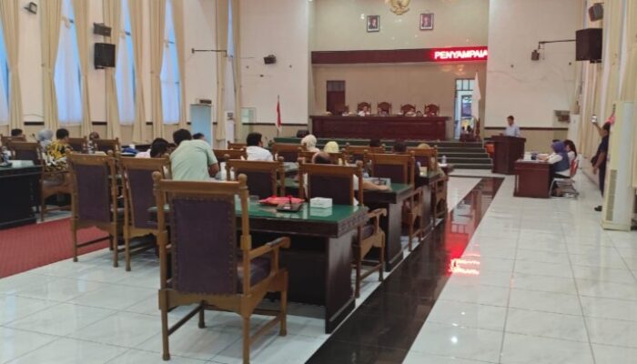 Rapat Paripurna XI DPRD Siantar: Fraksi Golkar Minta Wali Kota Ambil Cuti Tiga Bulan