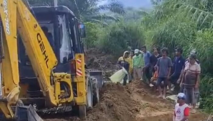 Respons Cepat Pemkab Simalungun Atasi Jalan Raya–Raya Kahean Putus Total