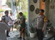 Polsek Siantar Barat Dampingi Petugas Kesehatan Vaksinasi Rabies Hewan Peliharaan Warga