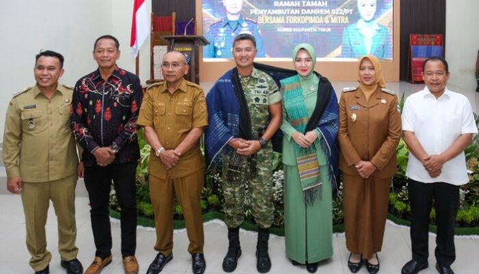 Wakil Wali Kota dan Ketua DPRD Pematangsiantar Hadiri Penyambutan Danrem 022/PT Kolonel Sandi Kamidianto