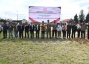 Bupati Humbahas dan Dandim 0210/TU Lakukan Peletakan Batu Pertama Koperasi “Merah Putih” di Doloksanggul