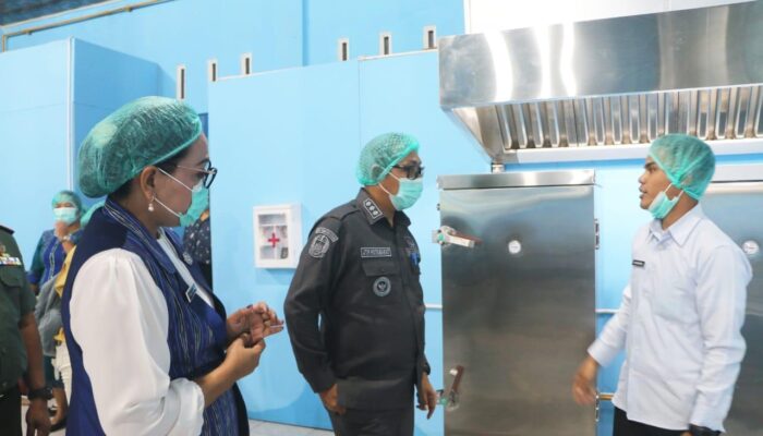 SPPG ‘Marsiurupan’ Resmi Beroperasi, Bupati Taput Tekankan Gizi Berkualitas dan Ekonomi Lokal