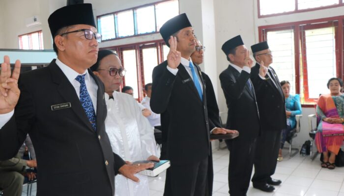 Bupati Tegaskan Akan Selalu Evaluasi Pejabat Saat Lantik Eselon II