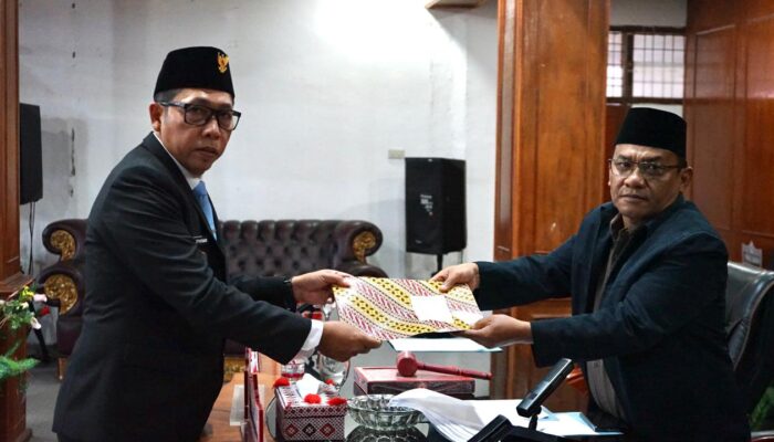 Nota Jawaban Bupati Taput Terkait Ranperda APBD 2026