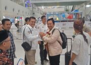 Penyambutan Ketua Umum Pasukan 08 di Bandara Kualanamu Diwarnai Antusiasme Anggota