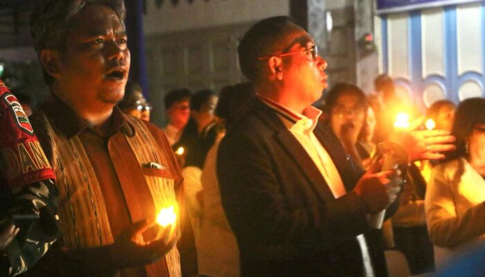 Seruan Aksi Simbolik 1.000 Lilin, Bupati Taput Ajak Masyarakat Berdoa untuk Pemulihan Pasca Bencana