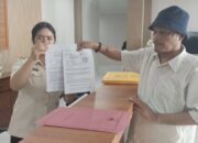 Diduga Terseret Kasus Korupsi Bansos PENA, Bupati Samosir Vandiko Gultom Dilaporkan ke Kejari