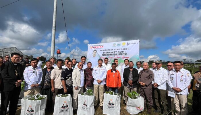 Tanam Pohon hingga Bahas Mitigasi Bencana, Utusan Khusus Presiden dan Pemkab Taput Tegaskan Komitmen Jaga Alam