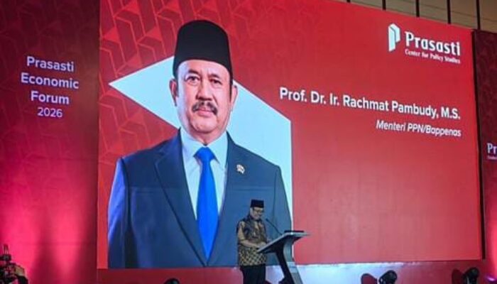 Menteri PPN/Kepala Bappenas Tegaskan Makan Bergizi Gratis Lebih Mendesak daripada Lapangan Kerja