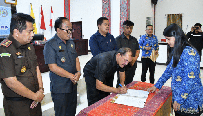 Pemkab dan DPRD Samosir Sepakati 11 Propemperda 2026, Perkuat Fondasi Hukum Pembangunan Daerah
