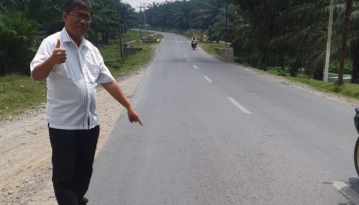 Jalan Serbelawan–Bahapal–Laras–Sp. Gondang Diperbaiki, Notaris Henry Sinaga Kirim Surat ke Bupati Simalungun