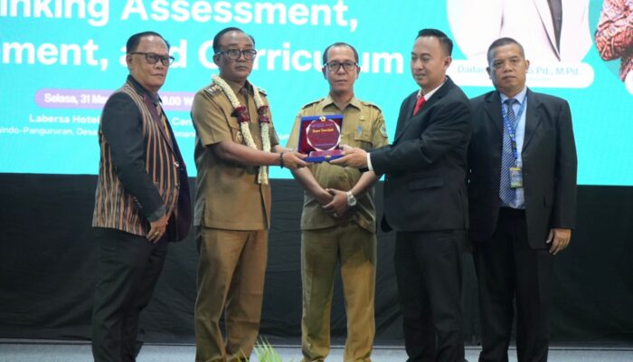 229 Kepsek di Samosir Digembleng Koding dan AI, Ini Pesan Tegas Wakil Bupati