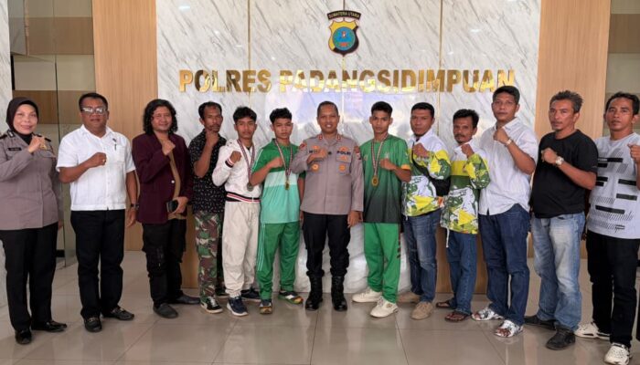 Bukan Main! Kapolres Padangsidimpuan Gandeng Atlet Tinju Jadi Duta Anti Narkoba