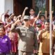Kunker ke Parmonangan, Bupati Taput Cek Pendidikan dan Layanan Publik
