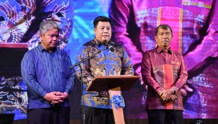 Hadiri “Tona Sian Huta”, Vandiko Minta Danau Toba Dibangun Opera House Bertaraf Dunia