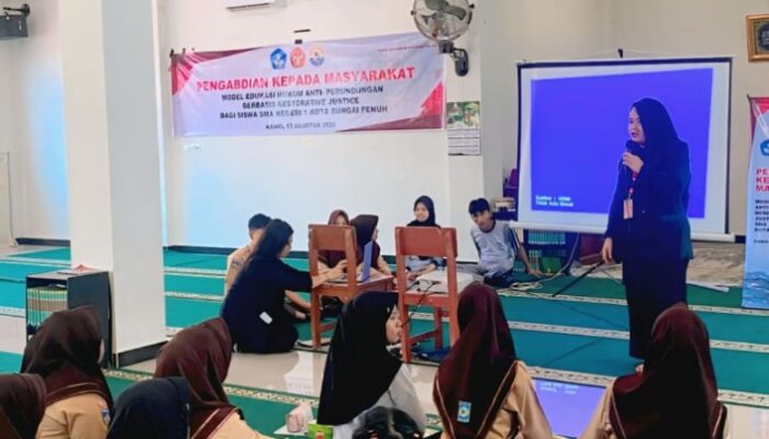 FH Universitas Jambi Kenalkan Restorative Justice untuk Cegah Bullying di SMAN 1 Sungai Penuh