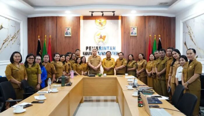 Wabup Taput Dorong Guru Hasilkan Inovasi Pembelajaran
